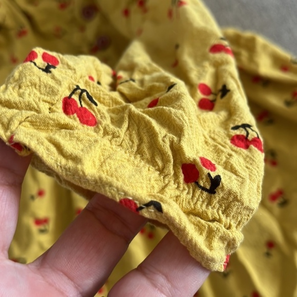 The pig baby cherry dress 4T - Picture 4 of 6
